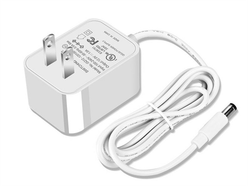 Viesť trend, osvetliť budúcnosť: STARWELL 12V 1A napájací adaptér, bestseller na európskych, amerických a ázijských trhoch