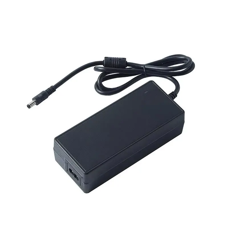 24V 2A stolný AC DC napájací adaptér